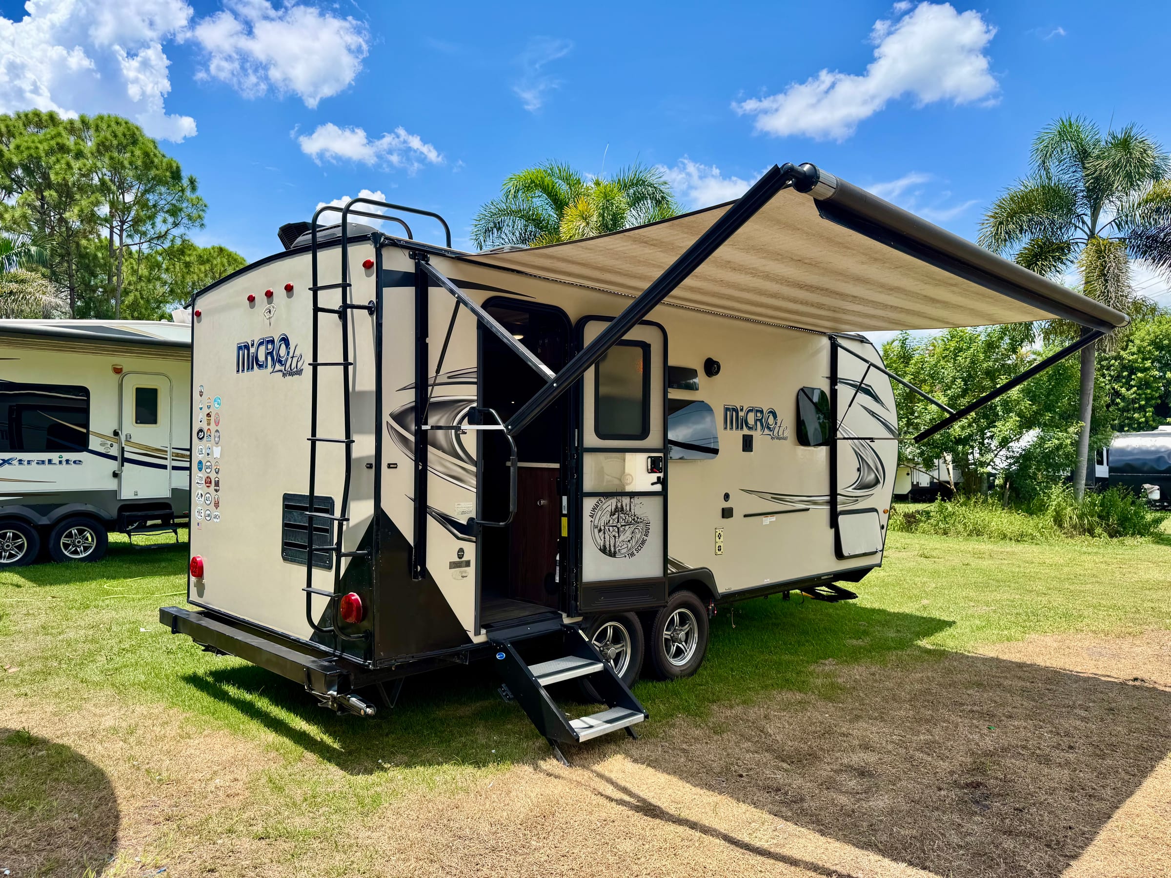 🚨 2019 Flagstaff Micro Lite🚨 — 4