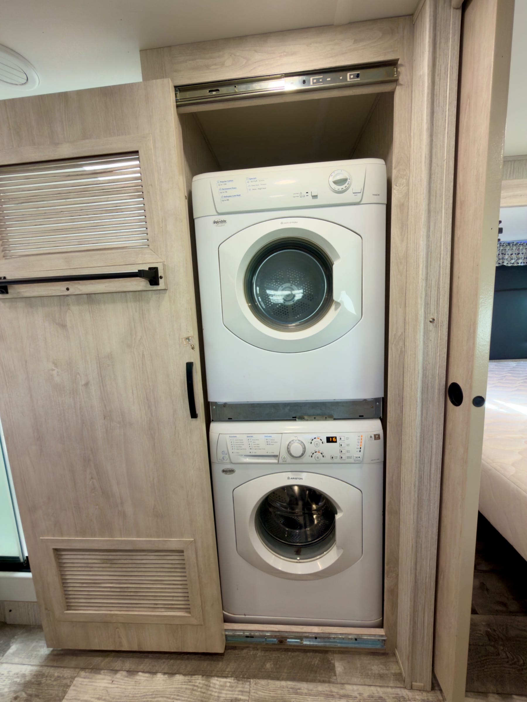 2022 Forest River Sandpiper 378FB — 15