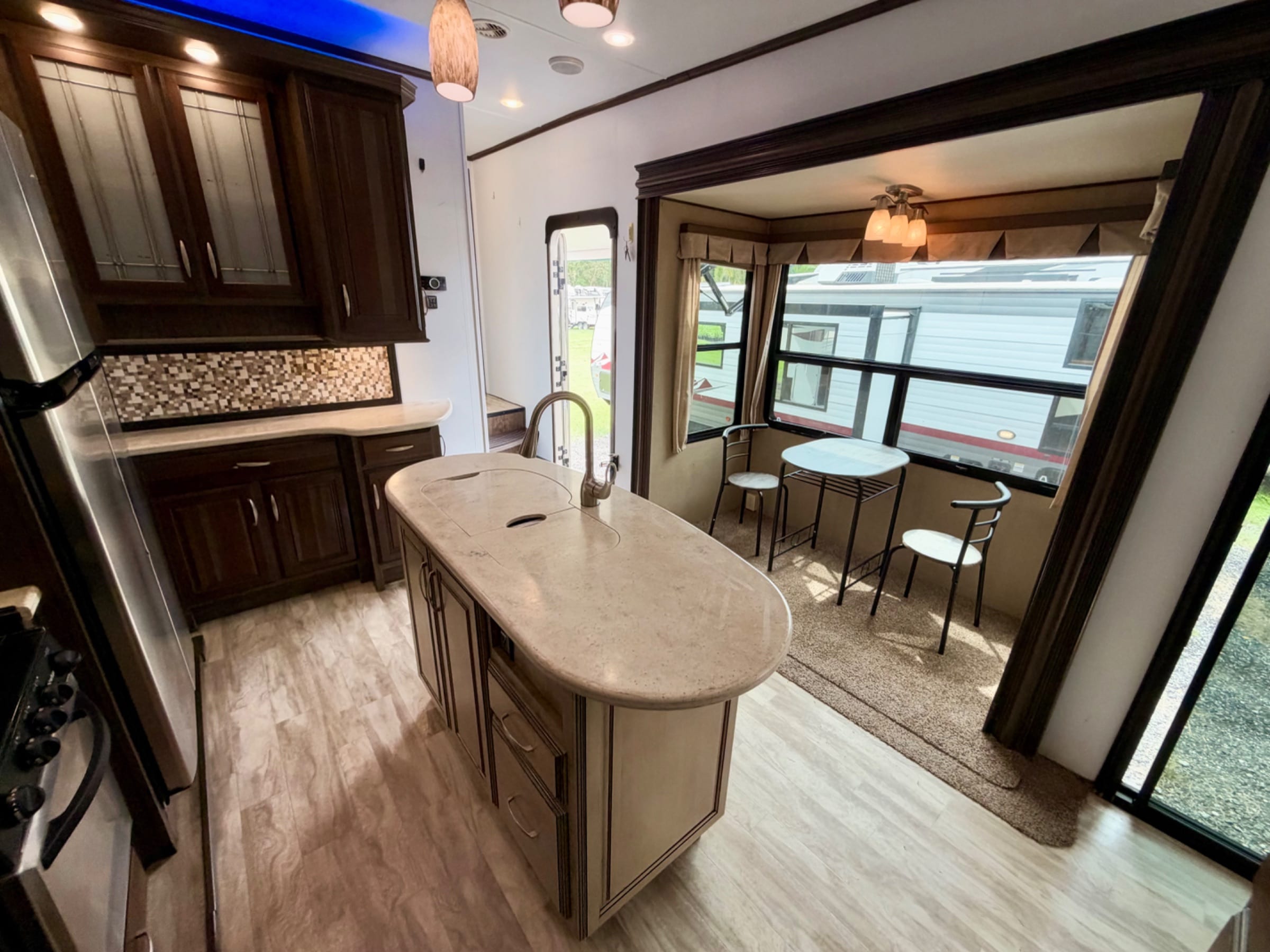 🚨2016 Grand Design Solitude — $19000 🚨 — 7