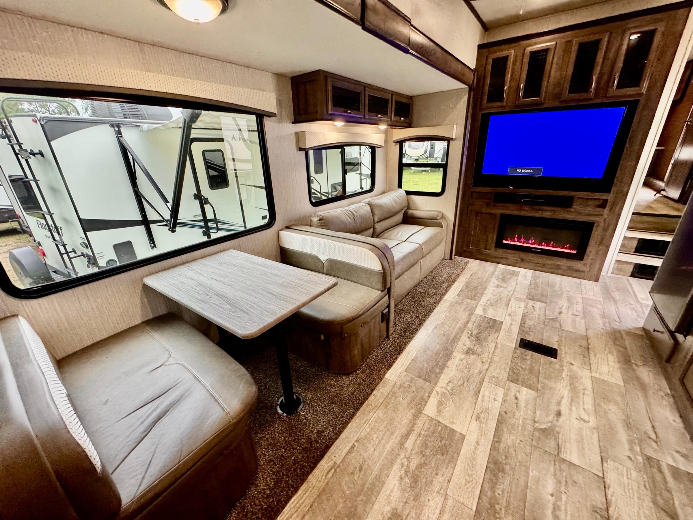 🔥 2020 Forest River Sierra 3330BB🔥 — 7