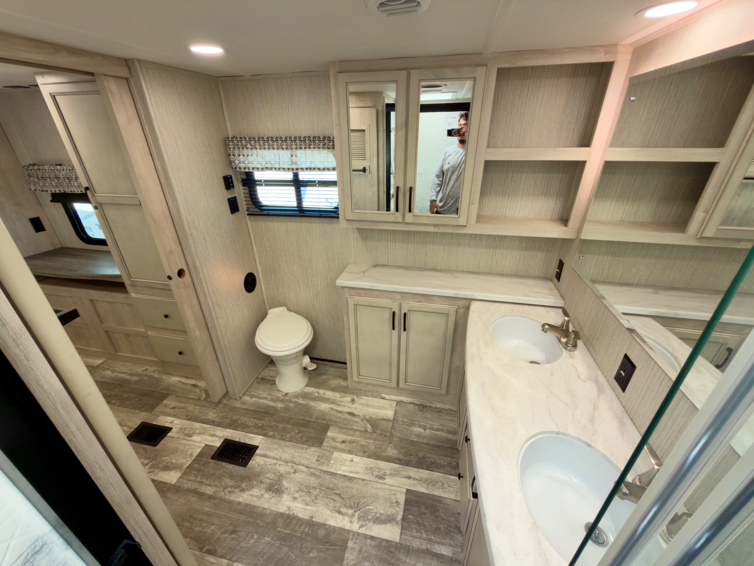 2022 Forest River Sandpiper 378FB — 17