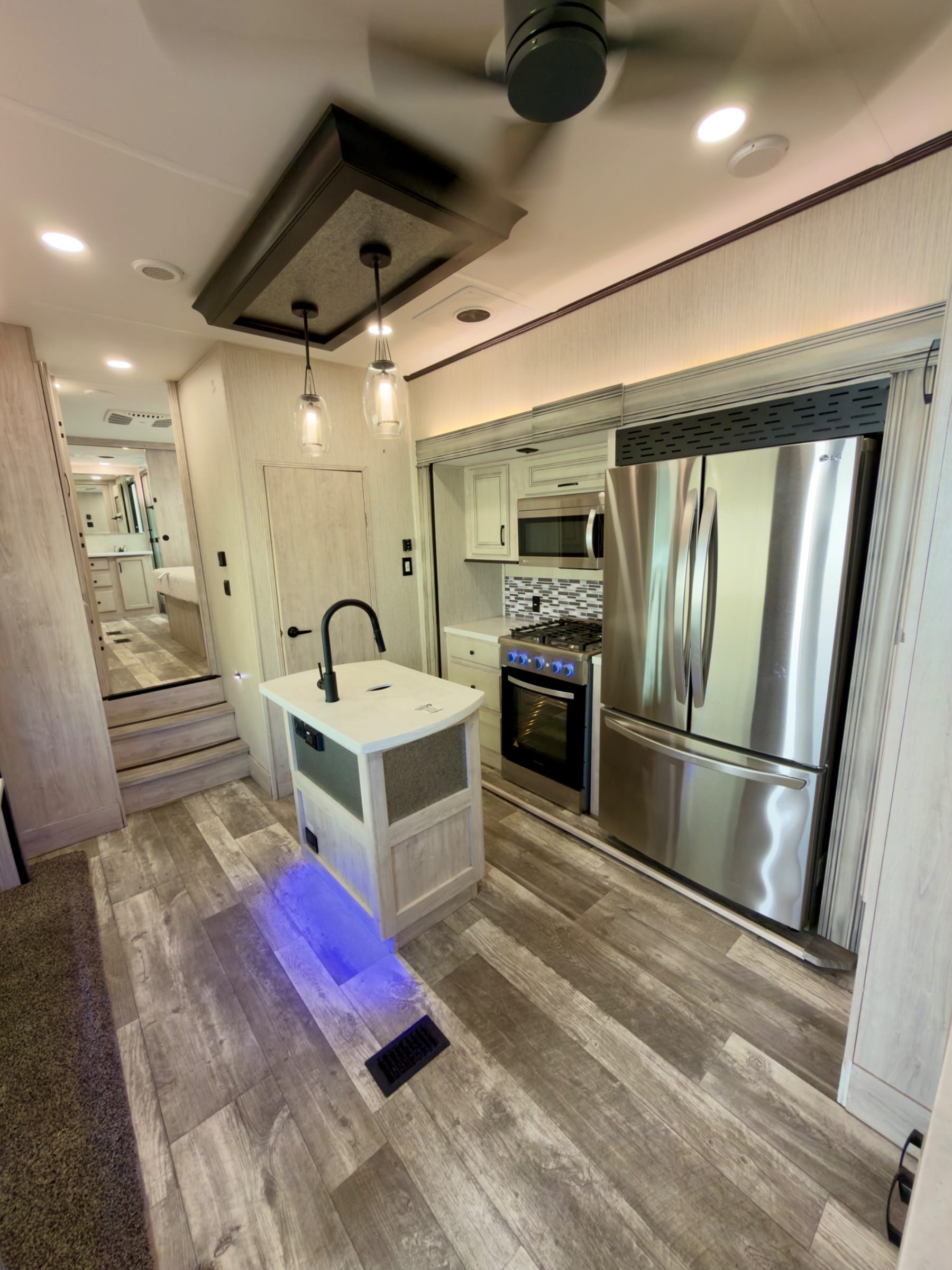 2022 Forest River Sandpiper 378FB — 6