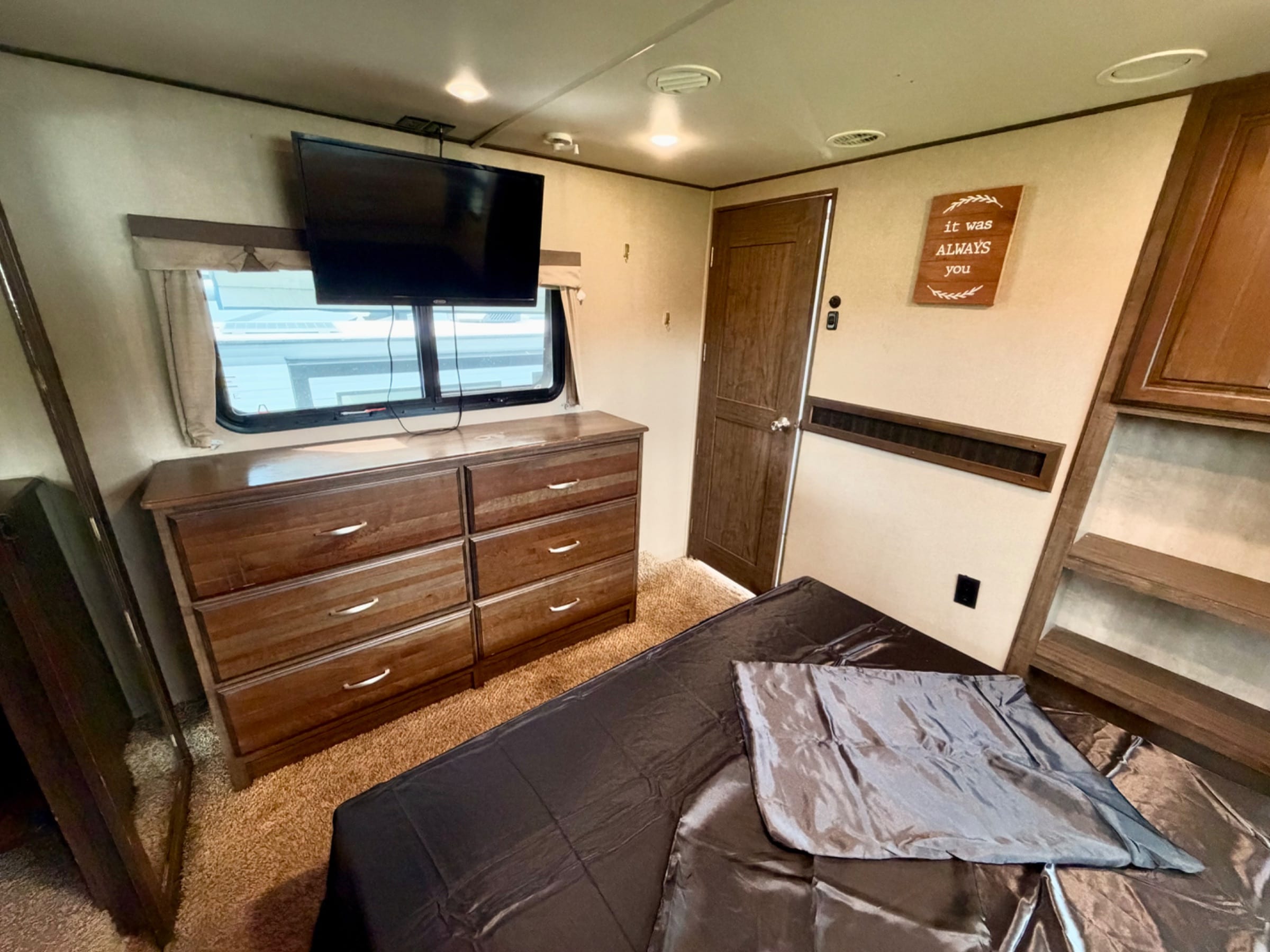 🚨2016 Grand Design Solitude — $19000 🚨 — 18