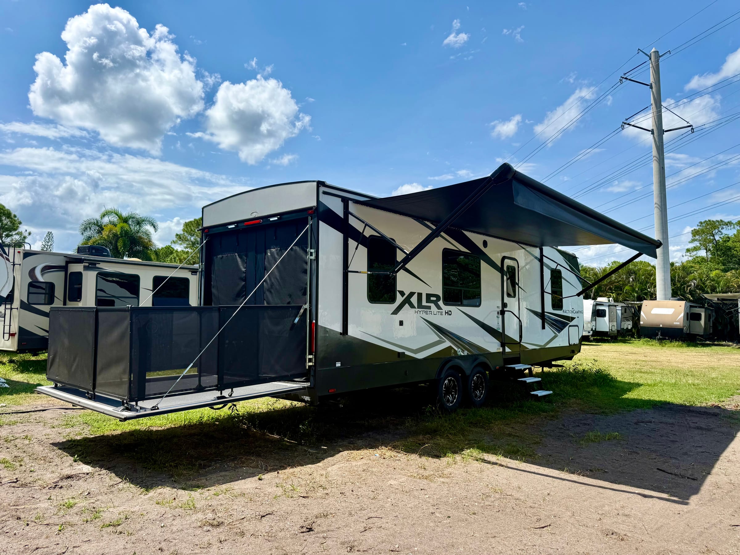 ✅2021 XLR Hyper Lite XLT 2815✅ — 4