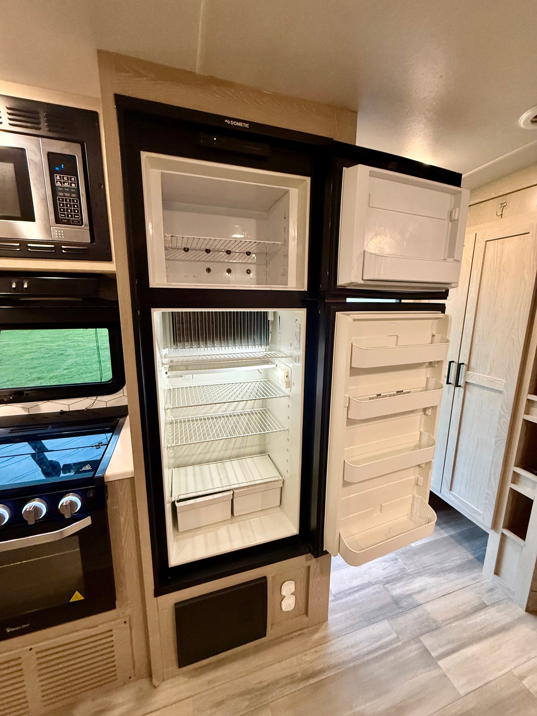 Forest River Flagstaff  — 11