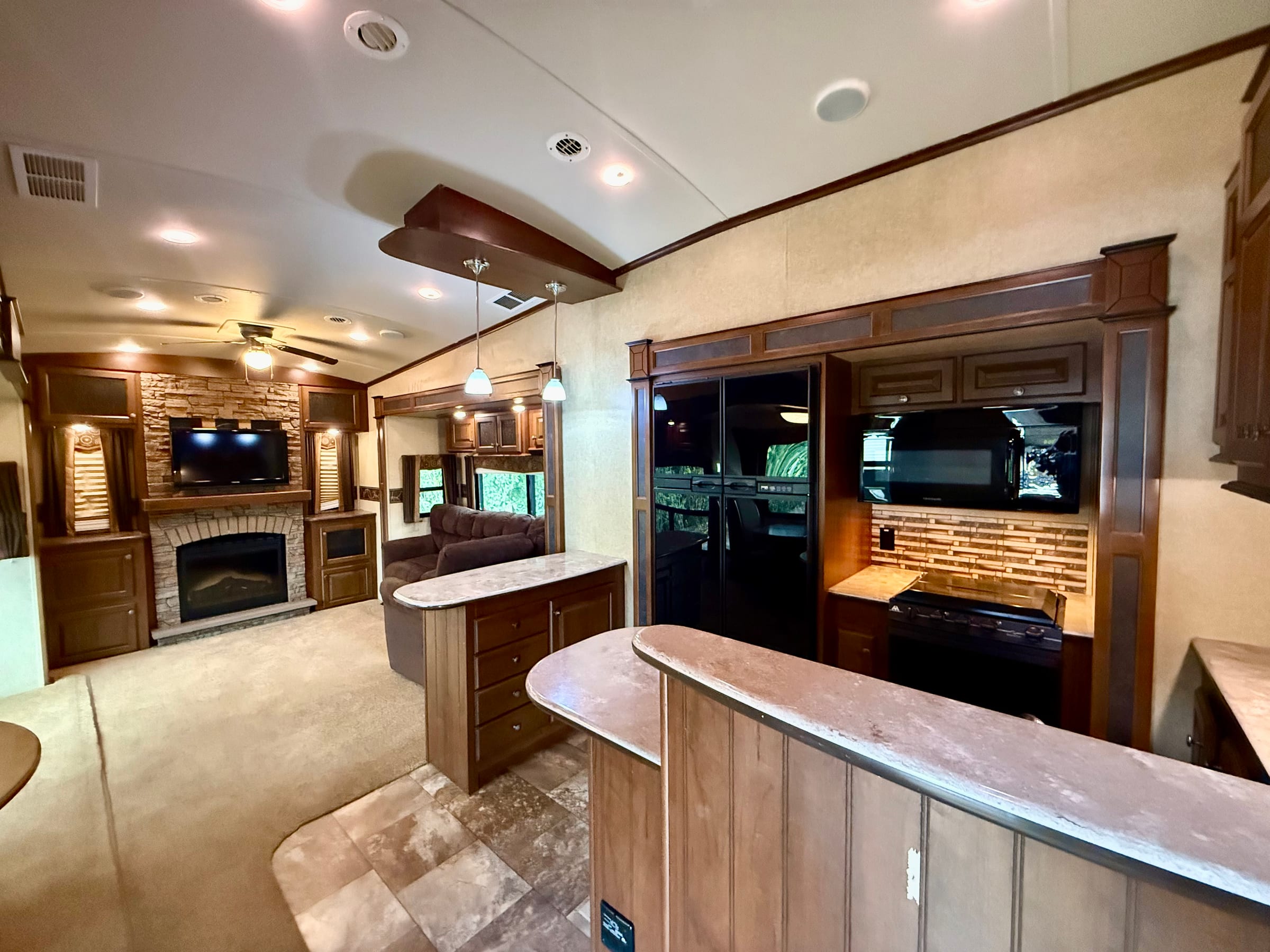 🚨🔥 JAYCO EAGLE PREMIER – 38 FEET 🔥🚨 — 5