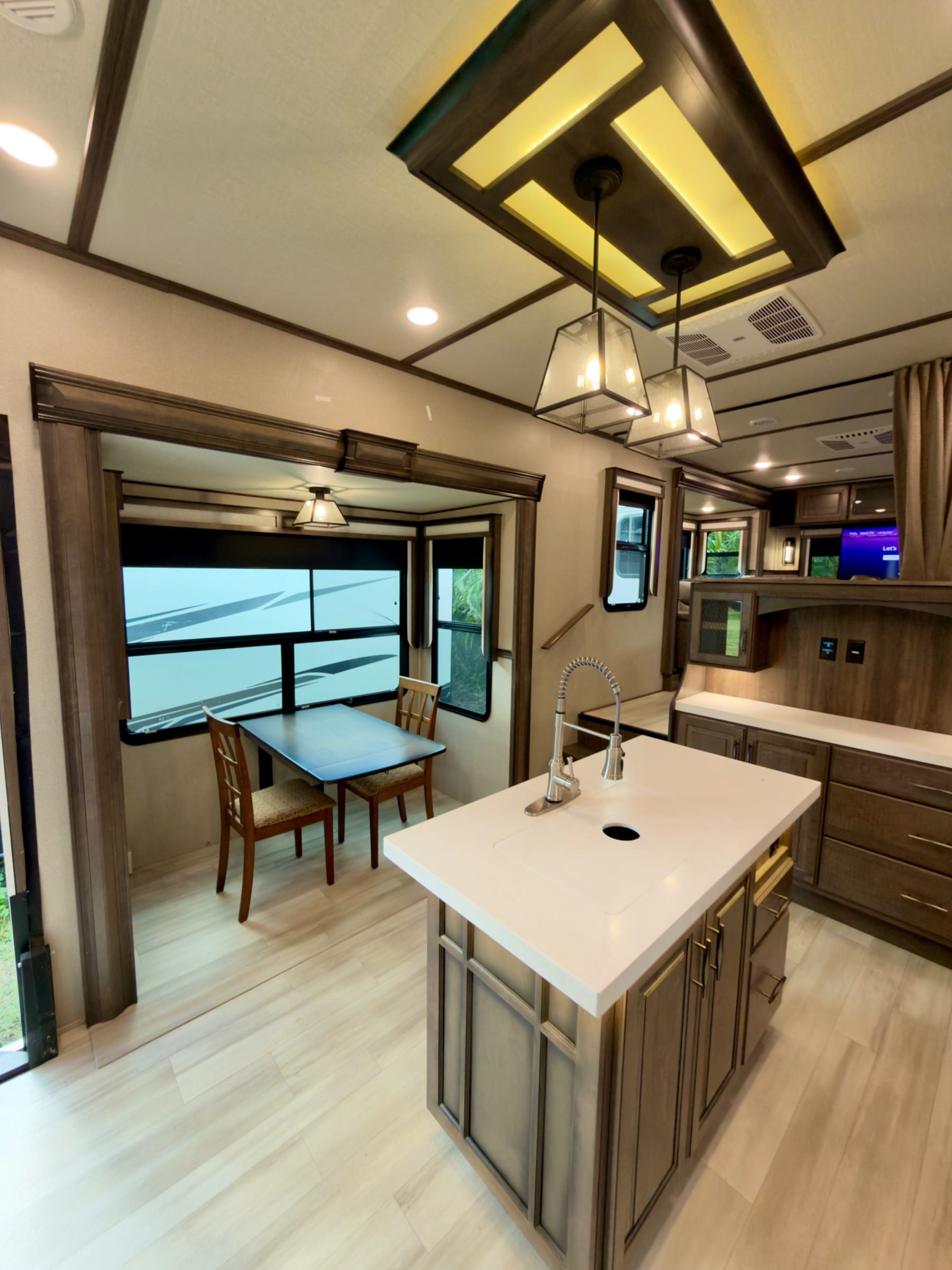 🔥 2022 Grand Design Solitude 🔥 — 6