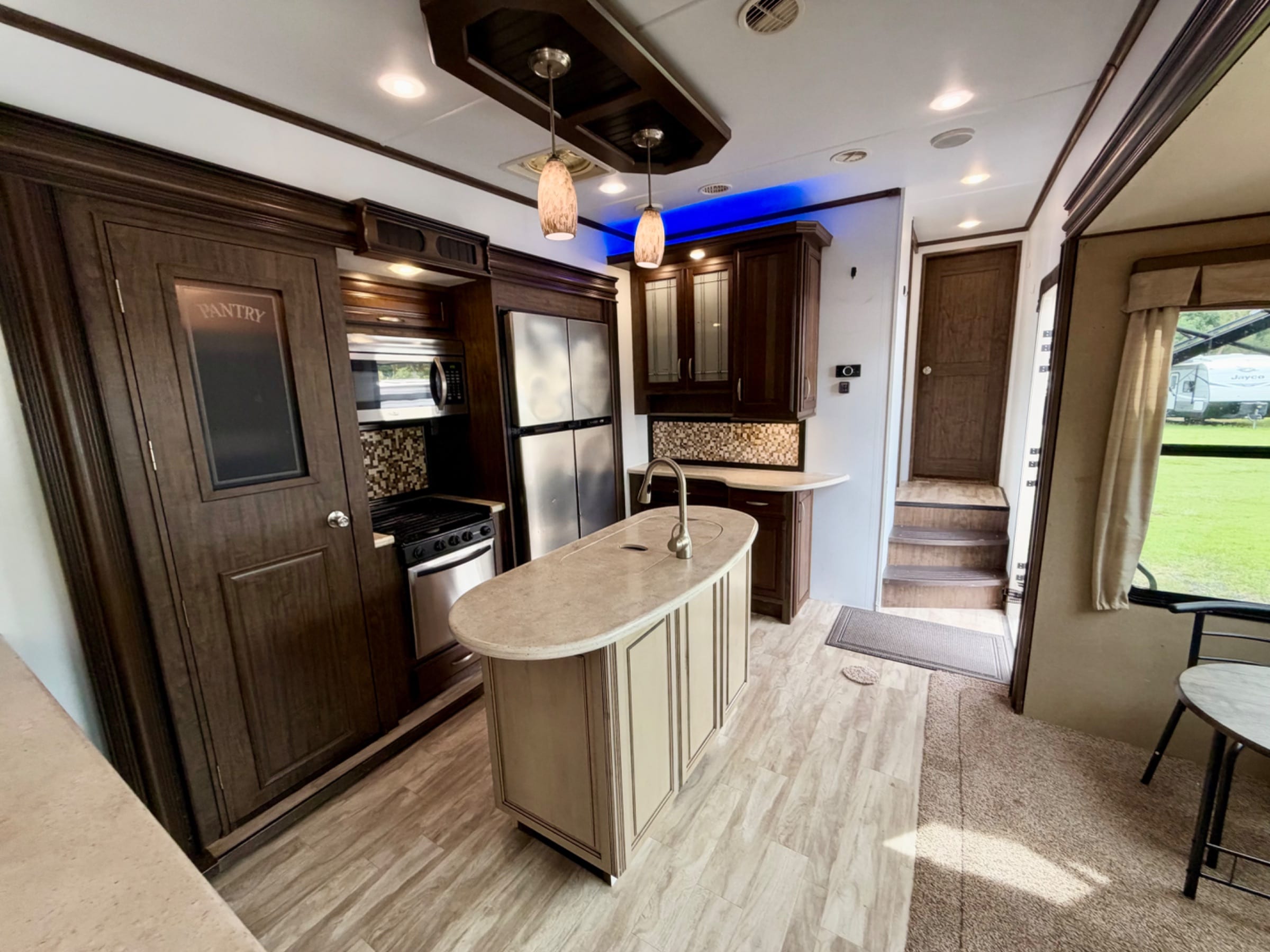 🚨2016 Grand Design Solitude — $19000 🚨 — 8