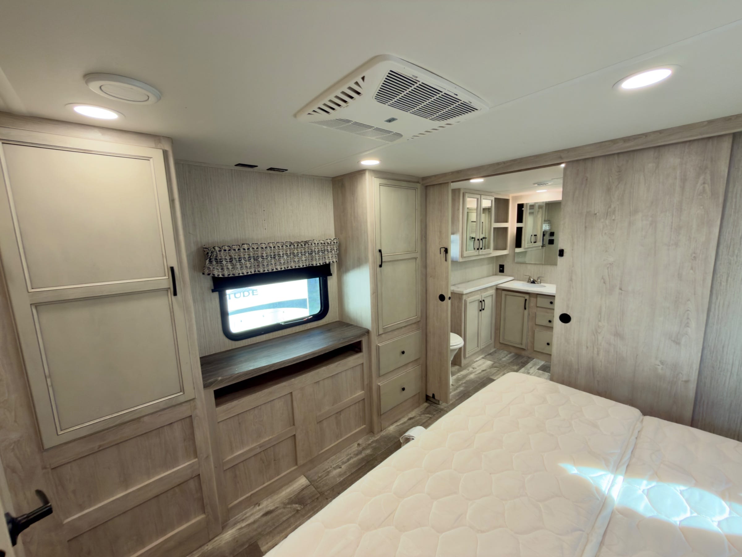 2022 Forest River Sandpiper 378FB — 12